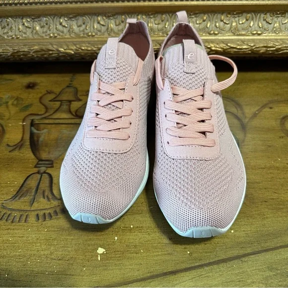 Easy Spirit Tahlor womens Sneaker Shoes Purple Pink Brand New Ladies - Picture 10 of 11